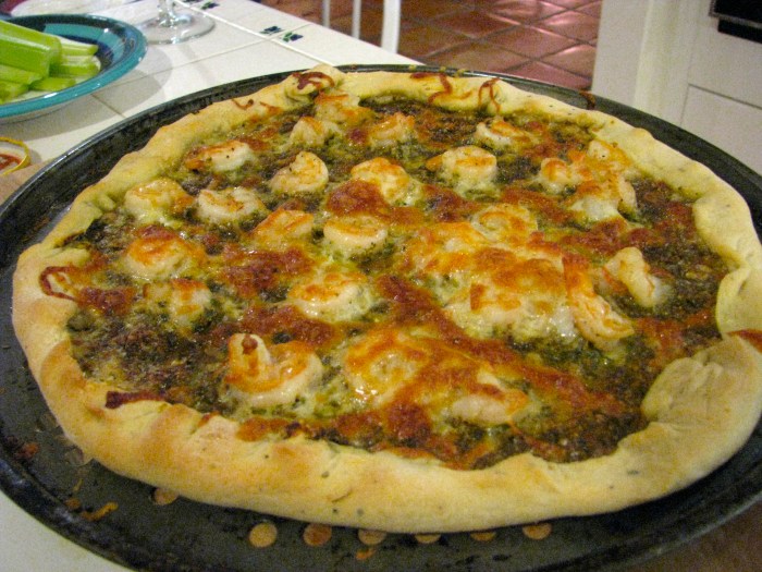 Pizza - Thin Crust - Pesto and Shrimp